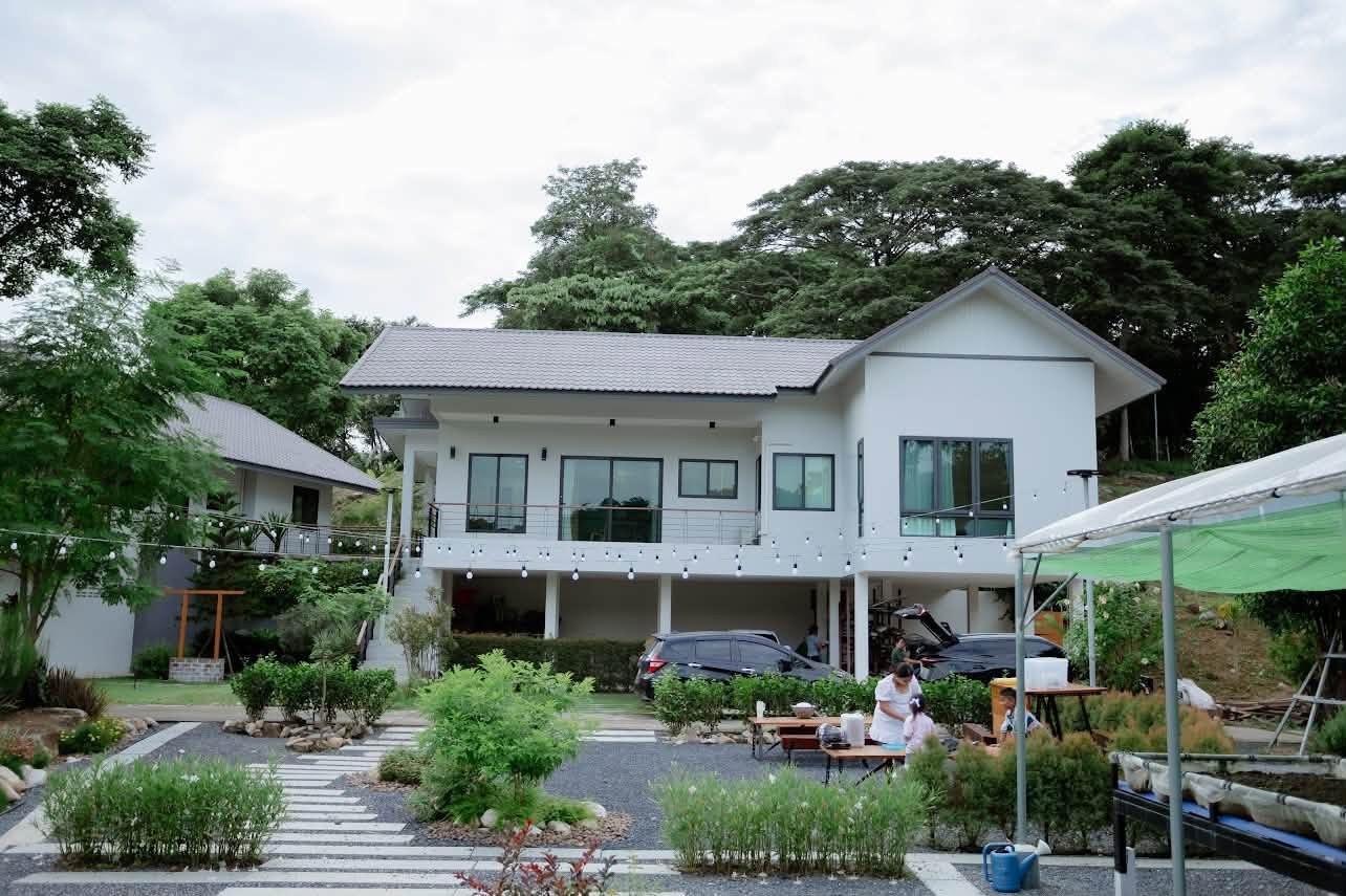 Green Root Farmstay